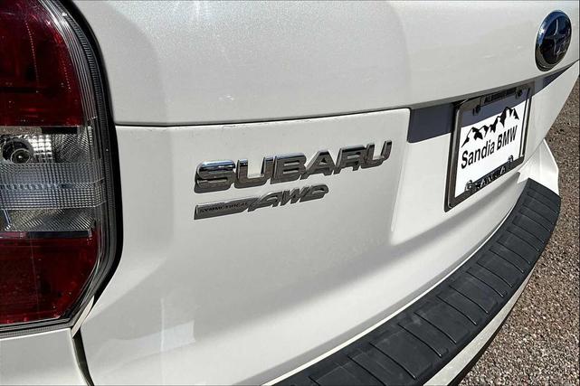 Photo of 2016 Crystal White Pearl Subaru Forester