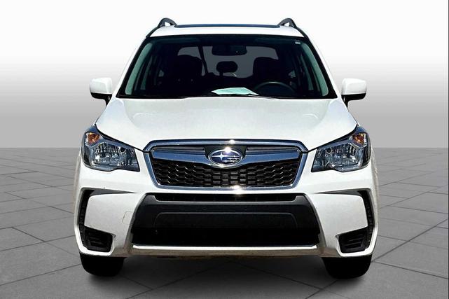 Photo of 2016 Crystal White Pearl Subaru Forester