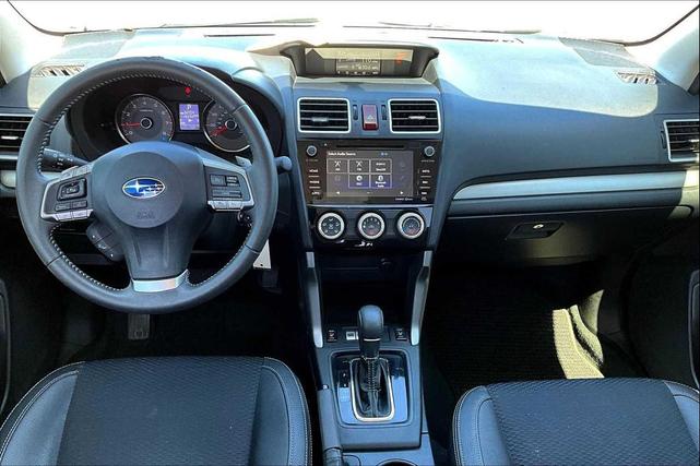 Photo of 2016 Crystal White Pearl Subaru Forester
