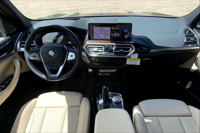 Photo of 2024 Black Sapphire Metallic BMW X3
