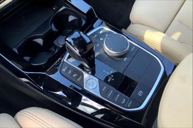 Photo of 2024 Black Sapphire Metallic BMW X3