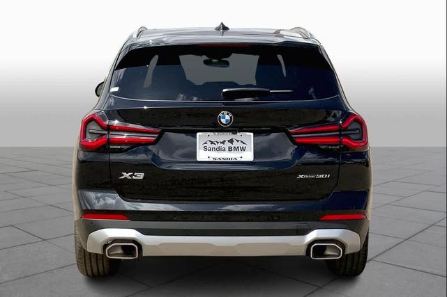 Photo of 2024 Black Sapphire Metallic BMW X3