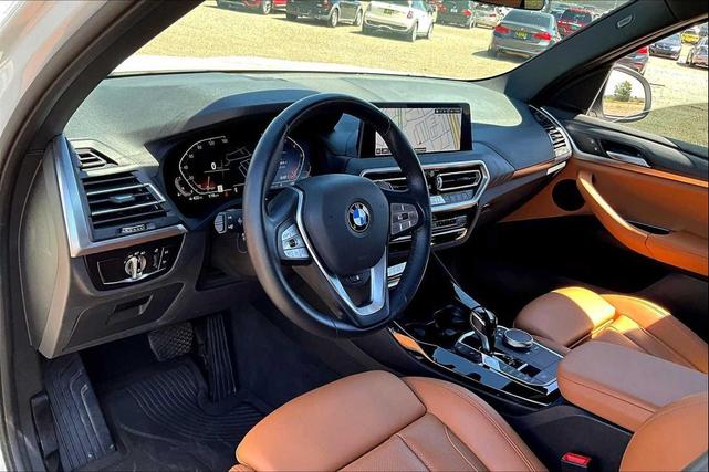 Photo of 2022 Alpine White BMW X3