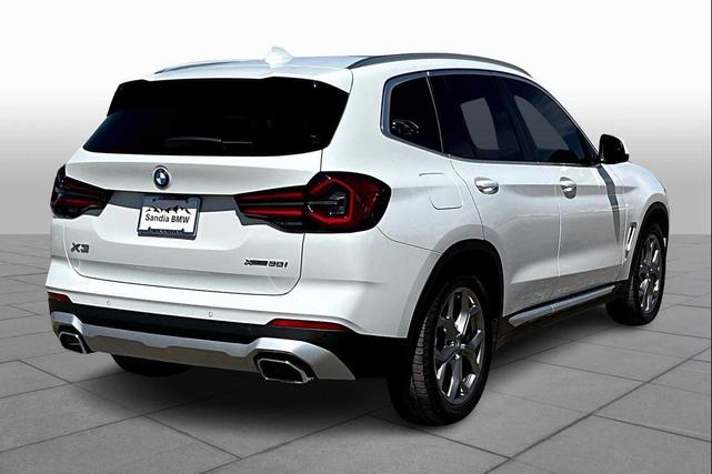 Photo of 2022 Alpine White BMW X3