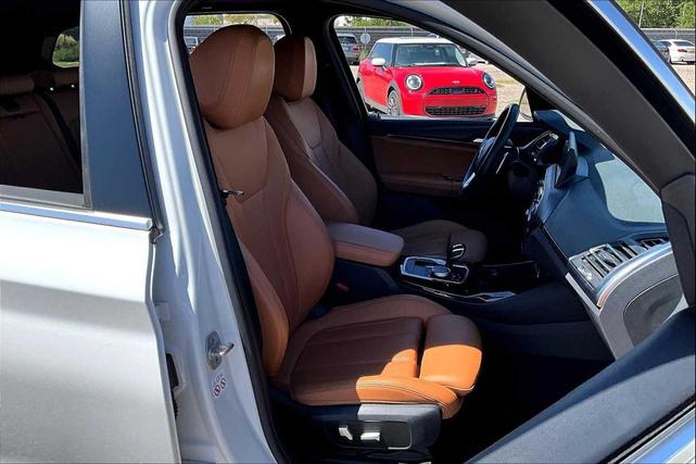 Photo of 2022 Alpine White BMW X3