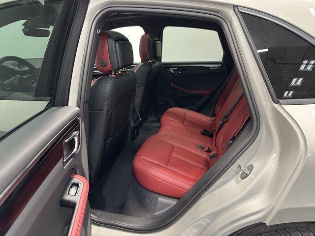 Photo of 2025 Chalk Porsche Macan
