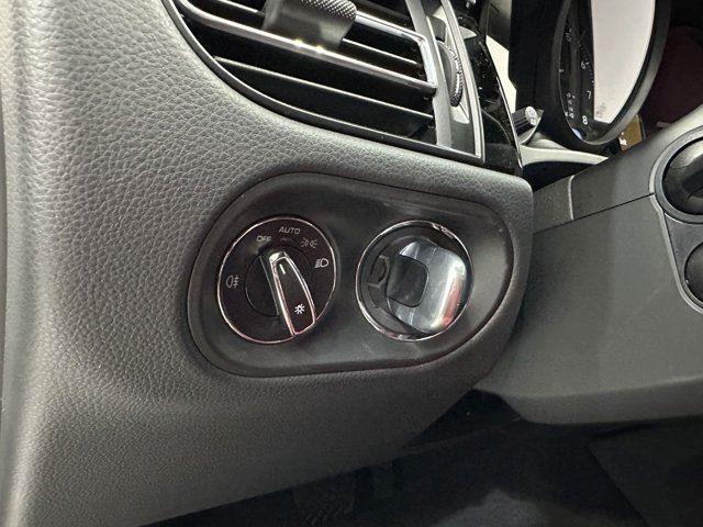 Photo of 2025 Chalk Porsche Macan
