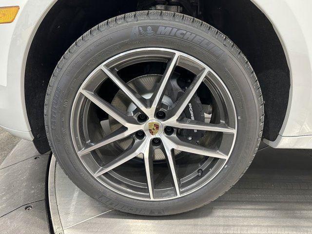 Photo of 2025 Chalk Porsche Macan