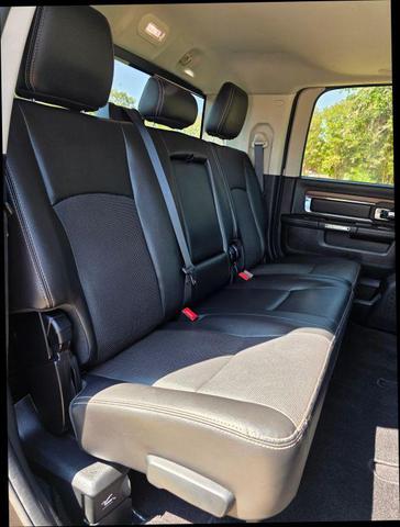 Photo of 2016 Granite Crystal Metallic Clearcoat RAM 2500