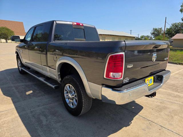 Photo of 2016 Granite Crystal Metallic Clearcoat RAM 2500