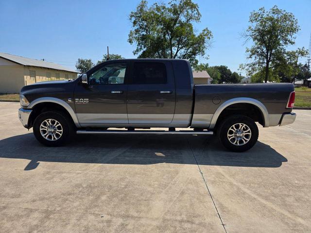 Photo of 2016 Granite Crystal Metallic Clearcoat RAM 2500