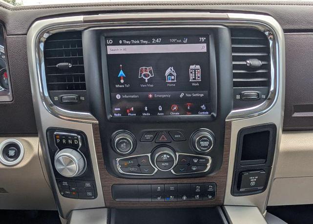 Photo of 2018 Brilliant Black Crystal Pearlcoat RAM 1500