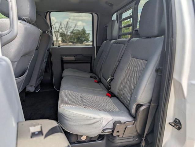 Photo of 2012 Oxford White Ford F-350