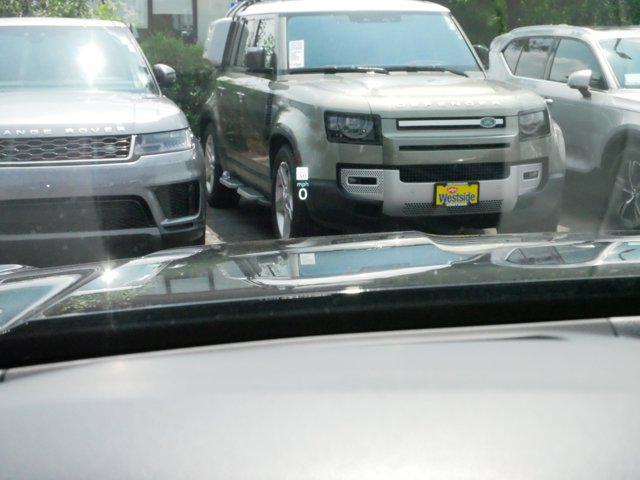 Photo of 2024 Deep Black Pearl Volkswagen Atlas Cross Sport