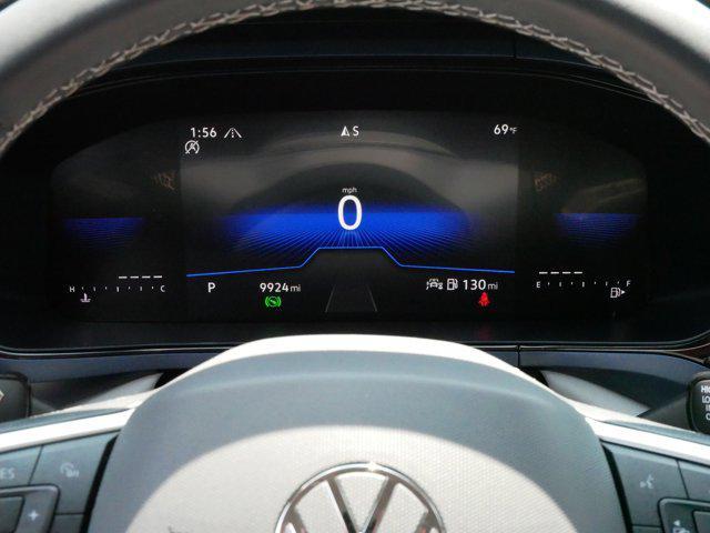 Photo of 2024 Dusk Blue Metallic Volkswagen Taos