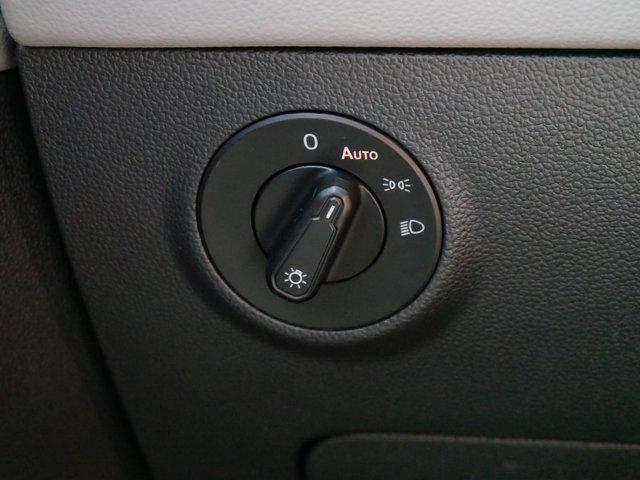 Photo of 2024 Dusk Blue Metallic Volkswagen Taos