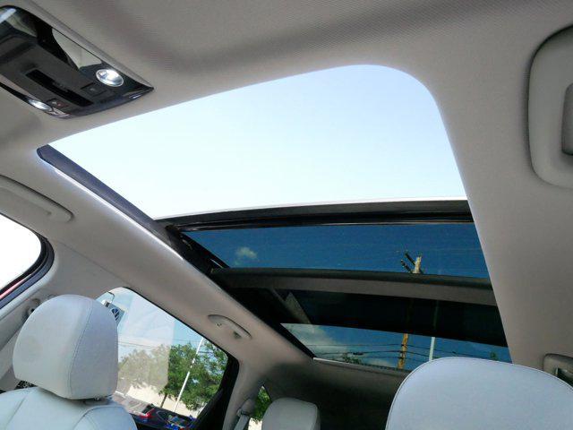 Photo of 2023 Passion Red Kia Sorento