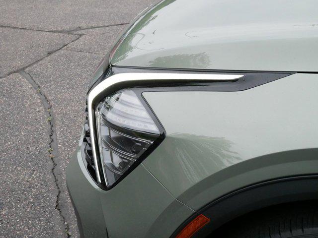 Photo of 2024 Jungle Green Kia Sportage