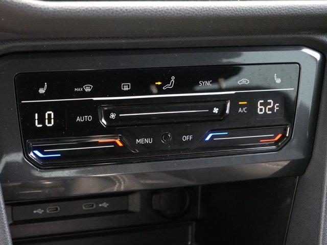 Photo of 2024 Pure White Volkswagen Tiguan