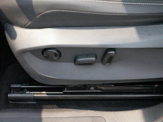 Photo of 2024 Pure White Volkswagen Tiguan