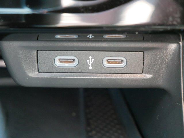 Photo of 2024 Platinum Gray Metallic Volkswagen Jetta