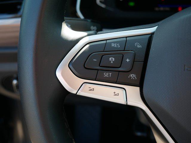 Photo of 2024 Platinum Gray Metallic Volkswagen Jetta