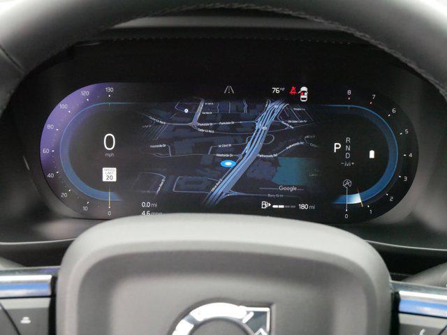 Photo of 2025 Silver Dawn Metallic Volvo XC40