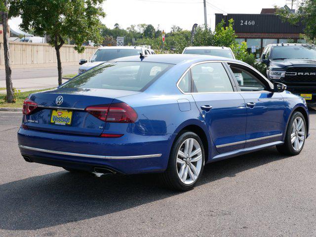 Photo of 2017 Reef Blue Metallic Volkswagen Passat