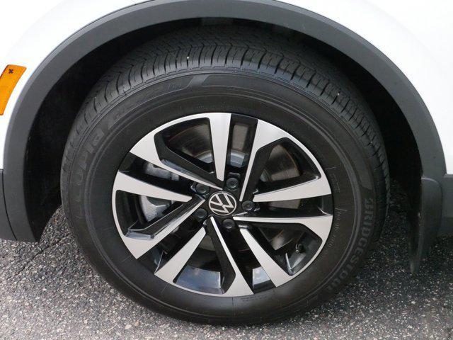 Photo of 2024 Pure White Volkswagen Tiguan