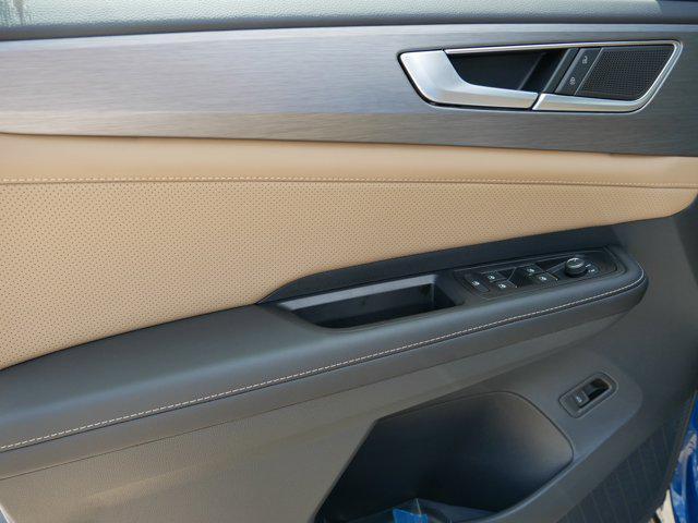 Photo of 2025 Mountain Lake Blue Metallic Volkswagen Atlas Cross Sport