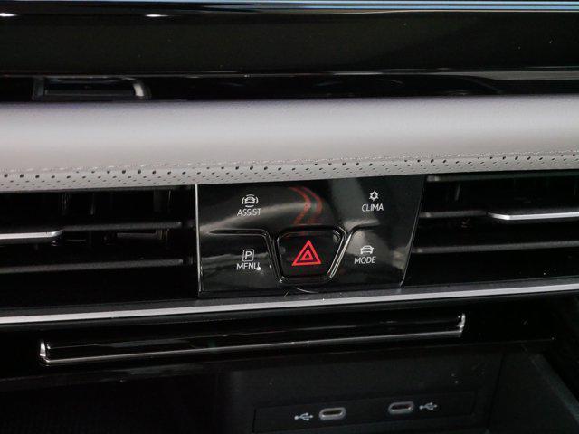 Photo of 2024 Pure Gray Volkswagen Atlas