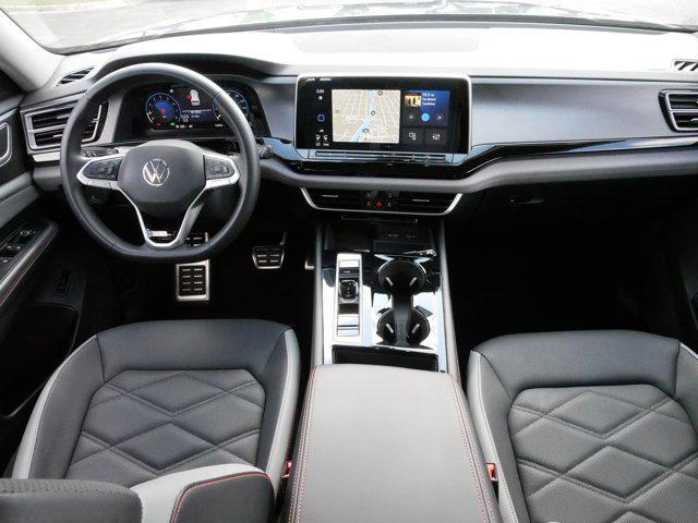 Photo of 2024 Pure Gray Volkswagen Atlas