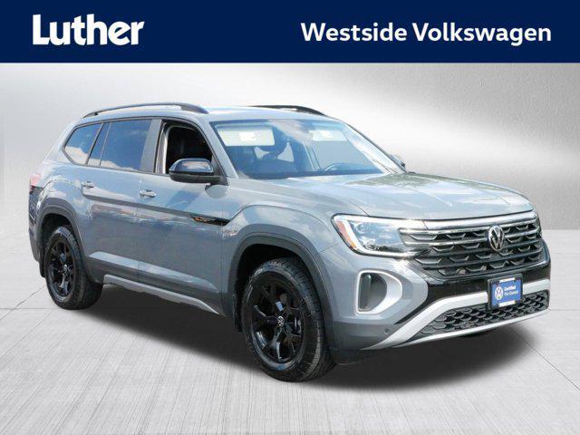 Photo of 2024 Pure Gray Volkswagen Atlas