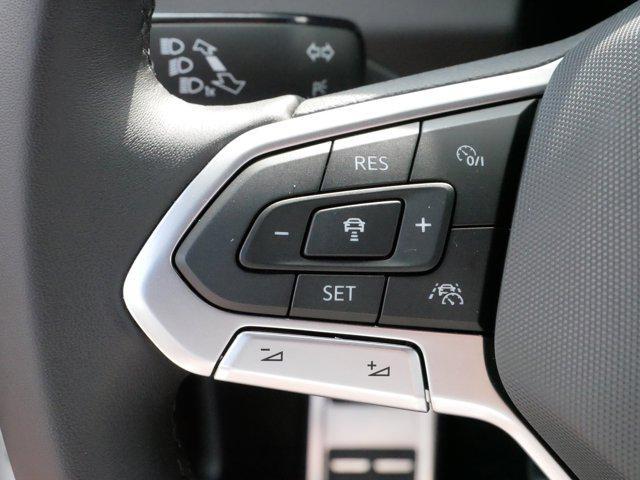 Photo of 2025 Pure White Volkswagen Jetta