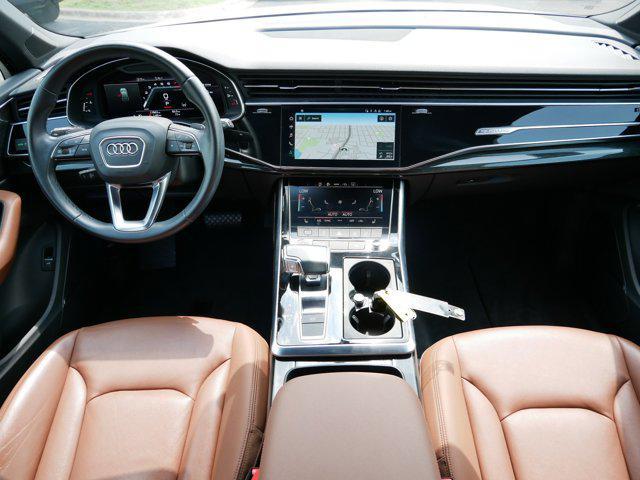 Photo of 2022 White Audi Q7
