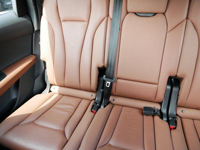 Photo of 2022 White Audi Q7