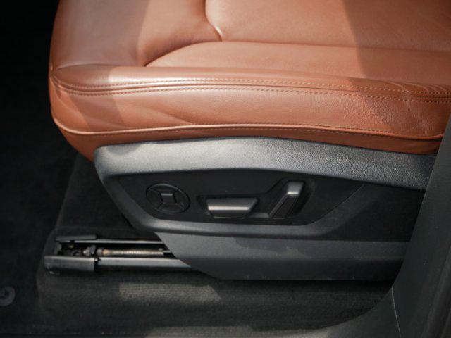Photo of 2022 White Audi Q7