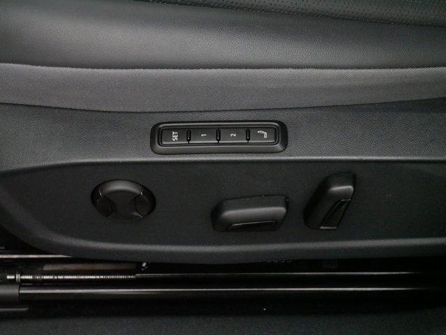 Photo of 2023 Deep Black Pearl Volkswagen ID.4