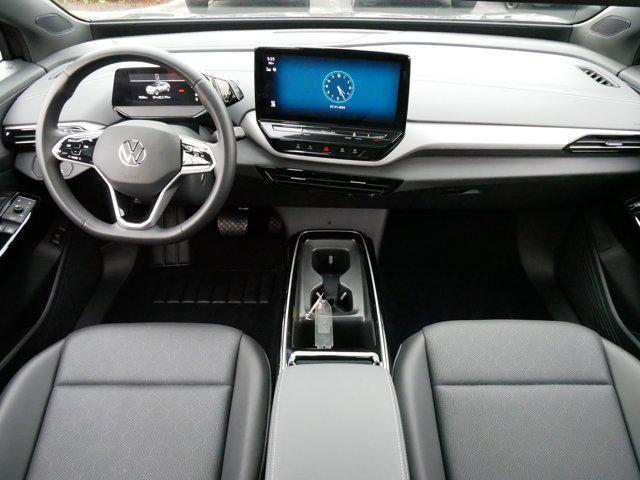 Photo of 2023 Deep Black Pearl Volkswagen ID.4