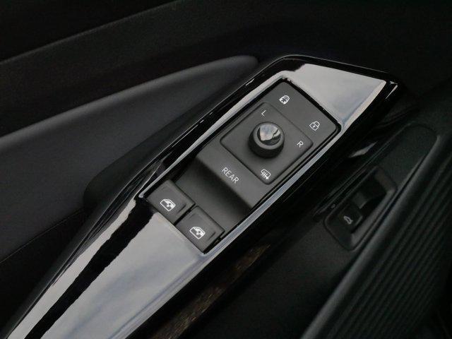 Photo of 2023 Deep Black Pearl Volkswagen ID.4