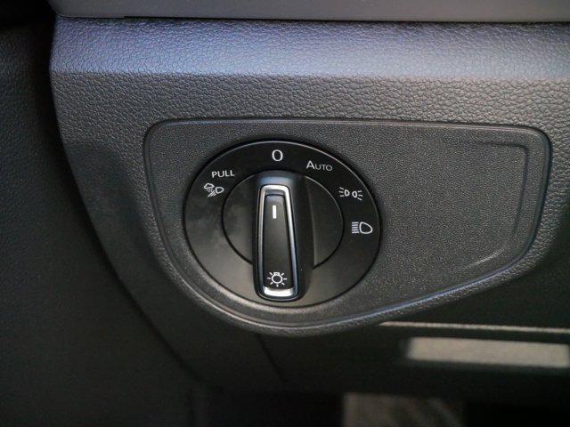 Photo of 2022 Tourmaline Blue Metallic Volkswagen Atlas