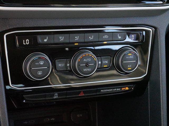 Photo of 2022 Tourmaline Blue Metallic Volkswagen Atlas