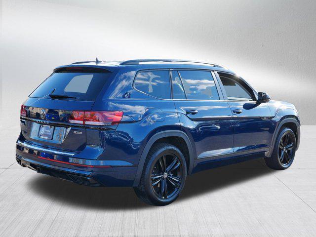 Photo of 2022 Tourmaline Blue Metallic Volkswagen Atlas