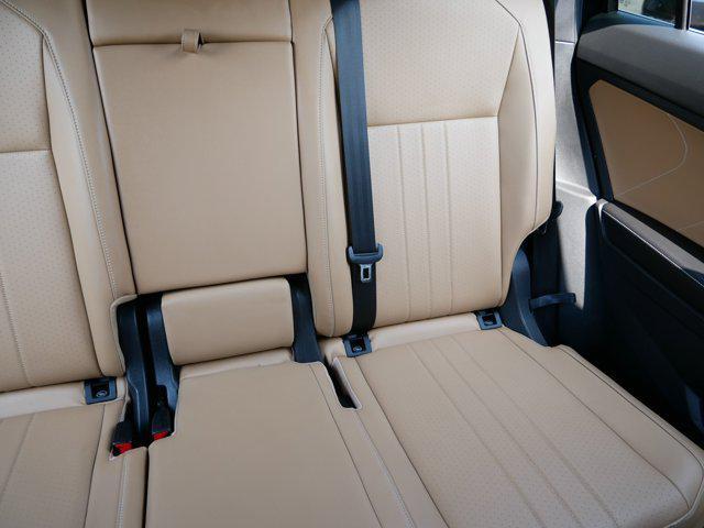 Photo of 2022 Deep Black Pearl Volkswagen Tiguan