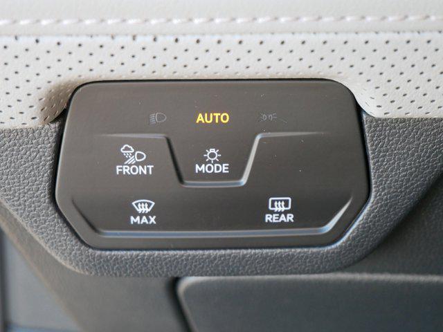 Photo of 2024 Pure Gray Volkswagen Atlas