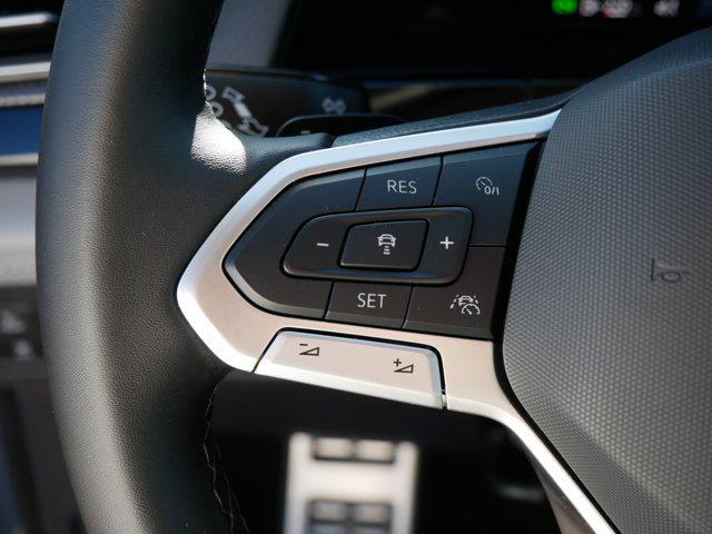 Photo of 2024 Pure Gray Volkswagen Atlas