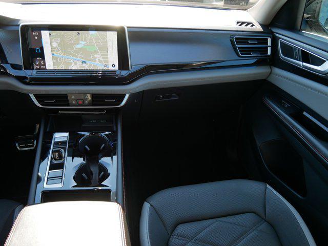 Photo of 2024 Pure Gray Volkswagen Atlas