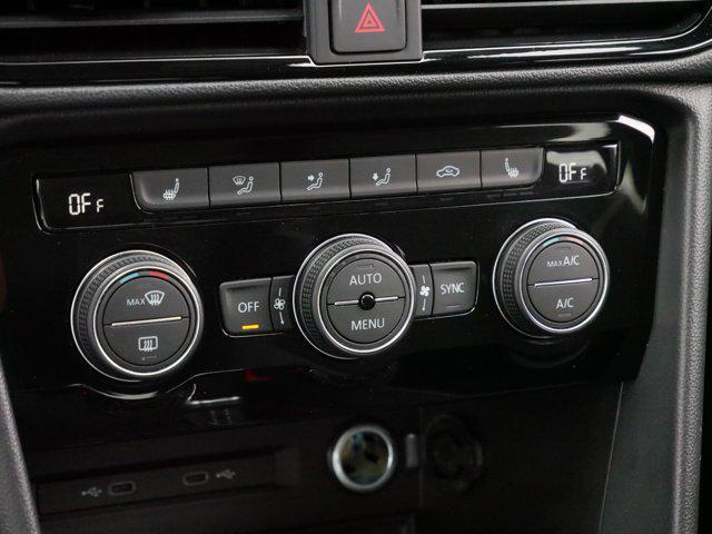 Photo of 2024 Cornflower Blue Volkswagen Taos