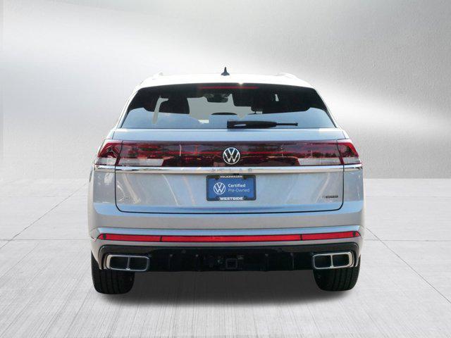 Photo of 2024 Silver Mist Metallic Volkswagen Atlas Cross Sport