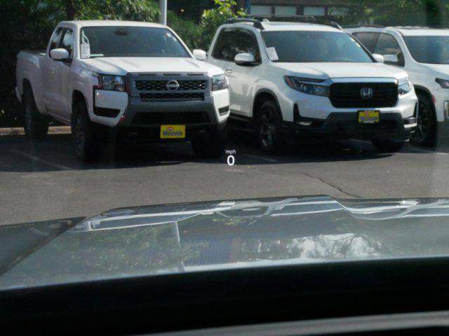 Photo of 2024 Silver Mist Metallic Volkswagen Atlas Cross Sport